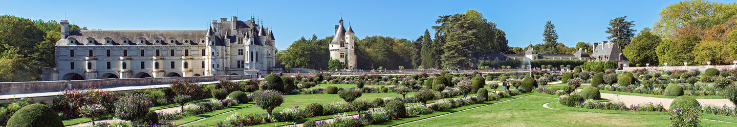 Chateau de Chenonceau und Garten im Loire-Tal iStock.com / UlyssePixel