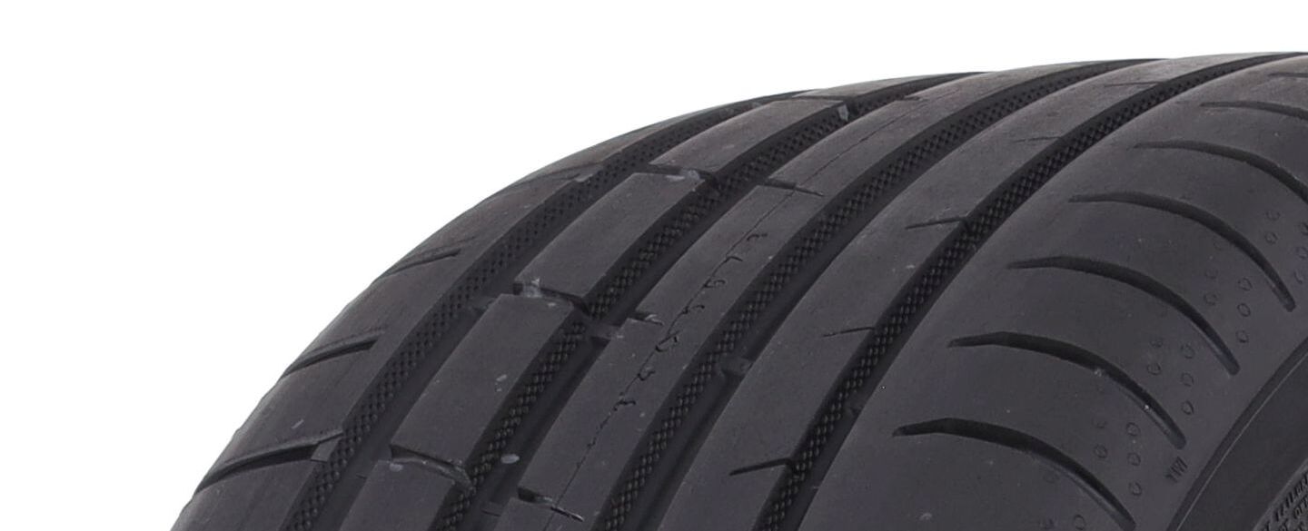 SRT 2020 - 225 - Nokian