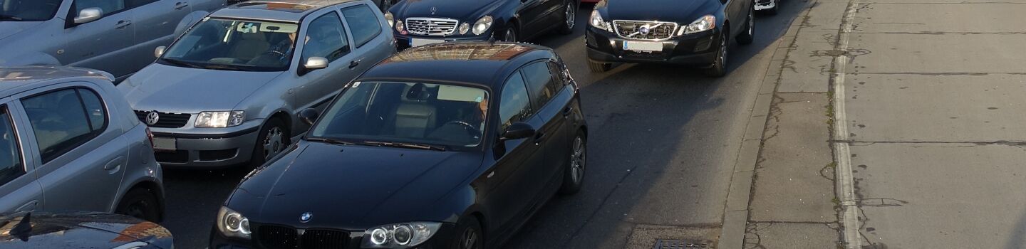 Stau auf Wiener Hauptstraße