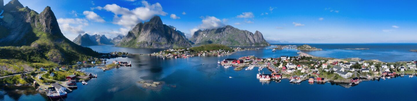 Panoramabild der Lofoten in Norwegen