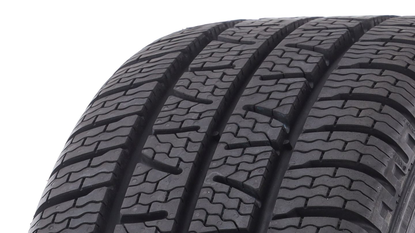 Blizzak ice 215/60 r0. 225 65 16с зима. Pirelli carrier winter. 225 65 16с зима. 225 65 16с зима.