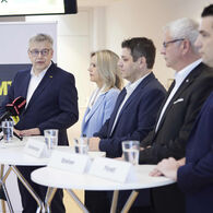 Raiffeisen, ÖAMTC und Siemens machen E-Laden günstiger und nachhaltig