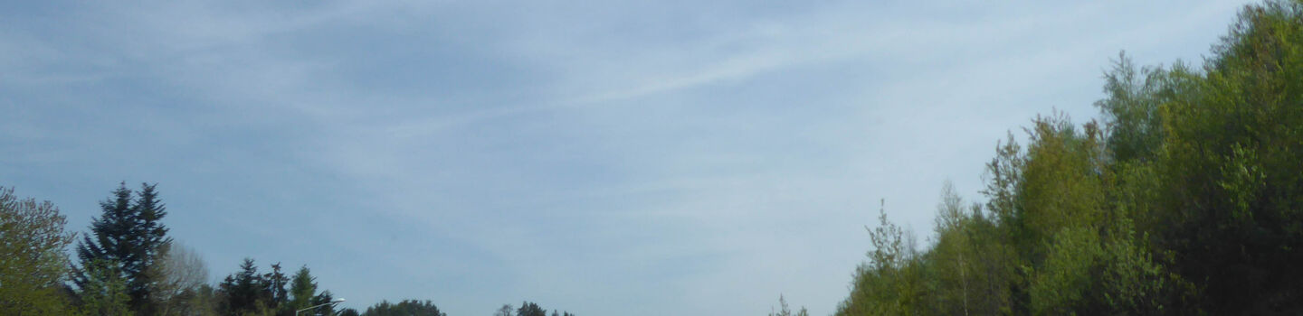 A2 (Süd Autobahn) im Packabschnitt - ein Auto bei der Einfahrt in den Assingbergtunnel