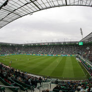 Fußballstadion von Rapid Wien mit Zuschauern