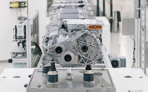 Ein Elektromotor in der Fabrik