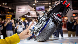 1710_EICMA_Yamaha_Niken-1100.jpg