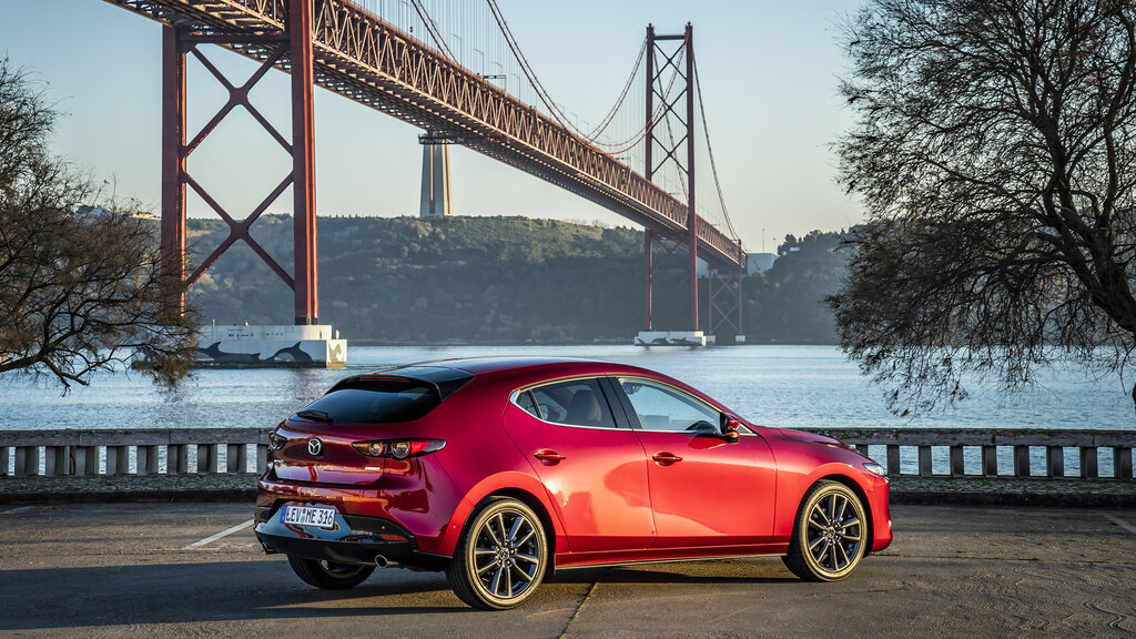 2019_02_mazda3_show_2.jpg Werk