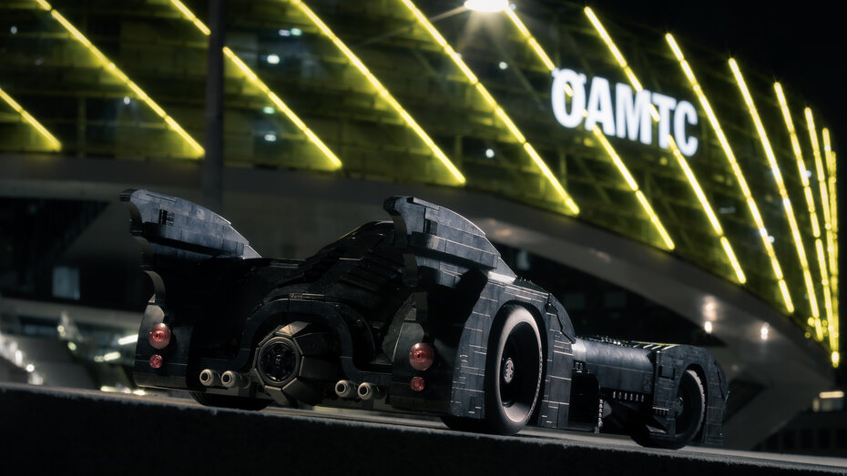 2020_12_batmobile_MZ_show3_1.jpg
