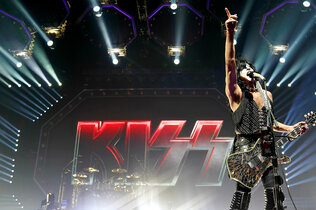 2022_06_kiss_paul_stanley_IV_3er2_3.jpg