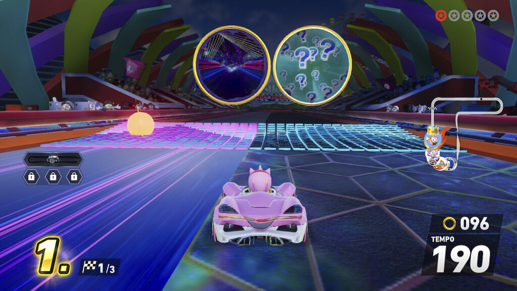 Screenshot aus Sonic Racing: Crossworlds. Amy fährt auf zwei Portale zu.