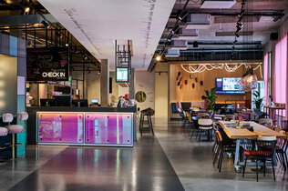 2404-OC-Moxy-Outletcity-09(c) Outletcity Metzingen_CMS.jpeg