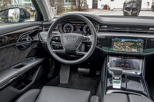 Audi_A8_HEN_3562_CMS.jpg
