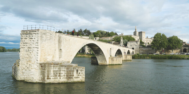 Avignon Brücke Roland Fibich CMS.jpg Roland Fibich/auto touring