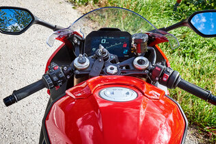 BMW S1000RR_er422_CMS.jpg