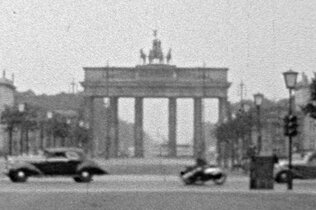 Bild 11 ©Archiv Tarek Leitner_Filmstill_CMS.jpg