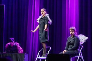 Caroline Athanasiadis_Moni Fellner7589_CMS.jpg