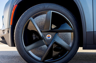 Fisker Ocean_16_c  Fisker Inc.jpg