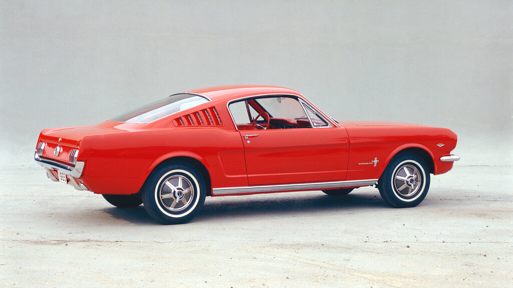 Ford Mustang Historisch_1965_fastback neg_CMS.jpg Ford