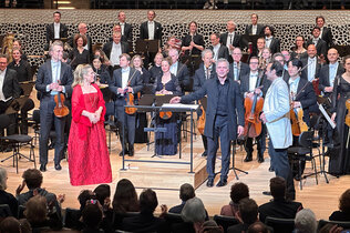 Applaus für die Sopranistin Diana Damrau, Dirigent Dirk Kaftan und Tenor Nikolai Schukoff.