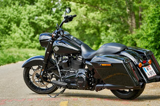Harley D Road King_er239_CMS.jpg