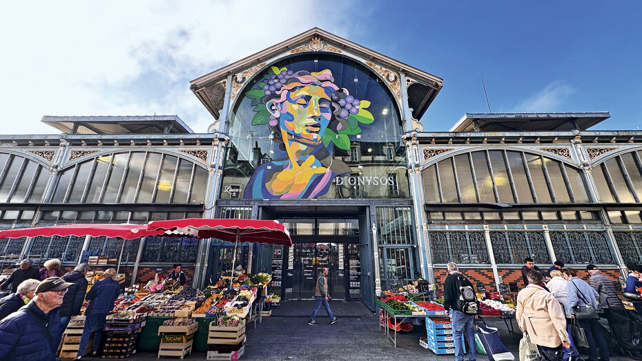 Der Eingang in die Markthalle in Dijon.