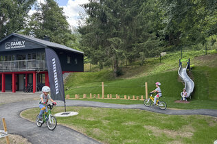 Ein Bike-Funpark für Kinder und Erwachsene.