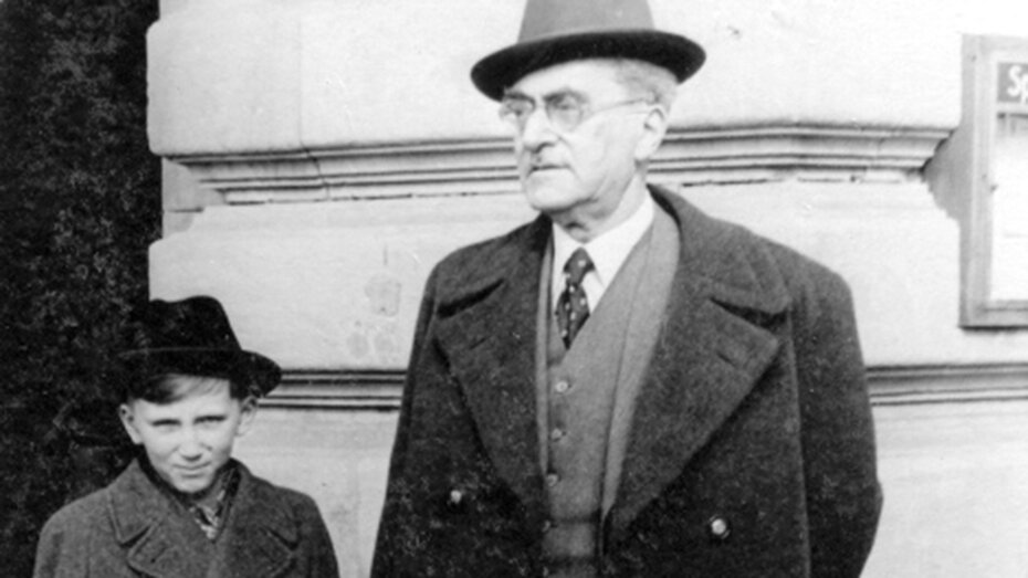 Jochen Rindt_ mit Grossvater quer.jpg