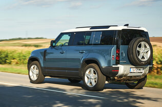 Land Rover Defender 110_er038_CMS.jpg