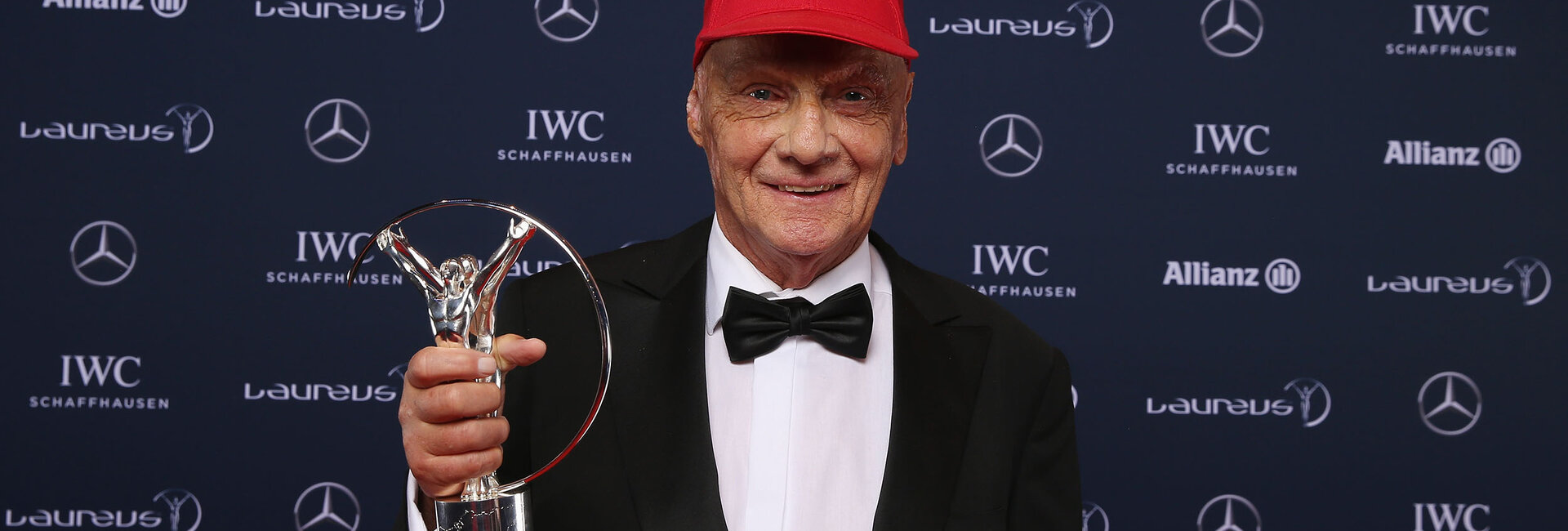 Lauda Niki_Werksbilder_Mercedes_Sept17_M24792_CMS.jpg
