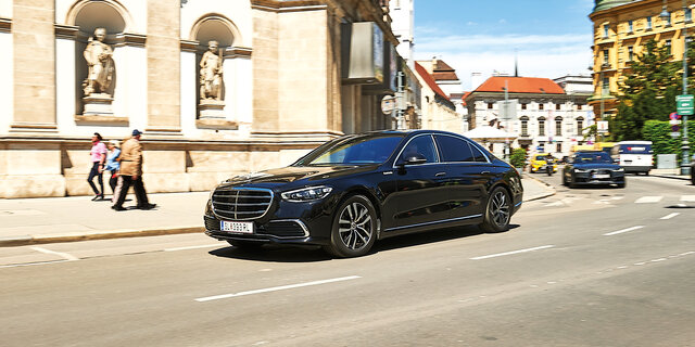 MERCEDES S400d 4MATIC_er015_CMS.jpg Erich Reismann