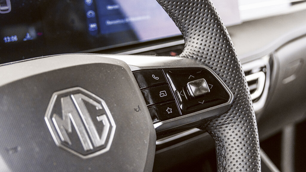 Das Lenkrad eines MG HS.