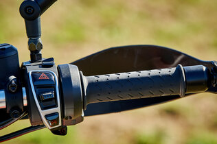 MOTO GUZZI V85TT_er234_CMS.jpg