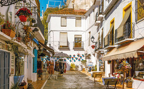 Marbella_shutterstock_2124040643_CMS.jpg Shutterstock