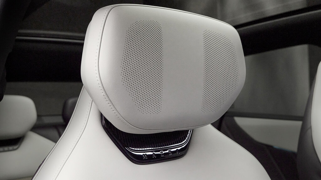 Kopfstütze mit Lautsprecher