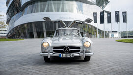 MercedesBenz_300SL_018_CMS.jpg