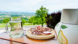 Brettljause mit Aussicht