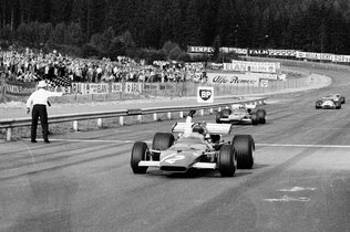 OesterreichRing 3_wwwmotorsportarchivat.JPG