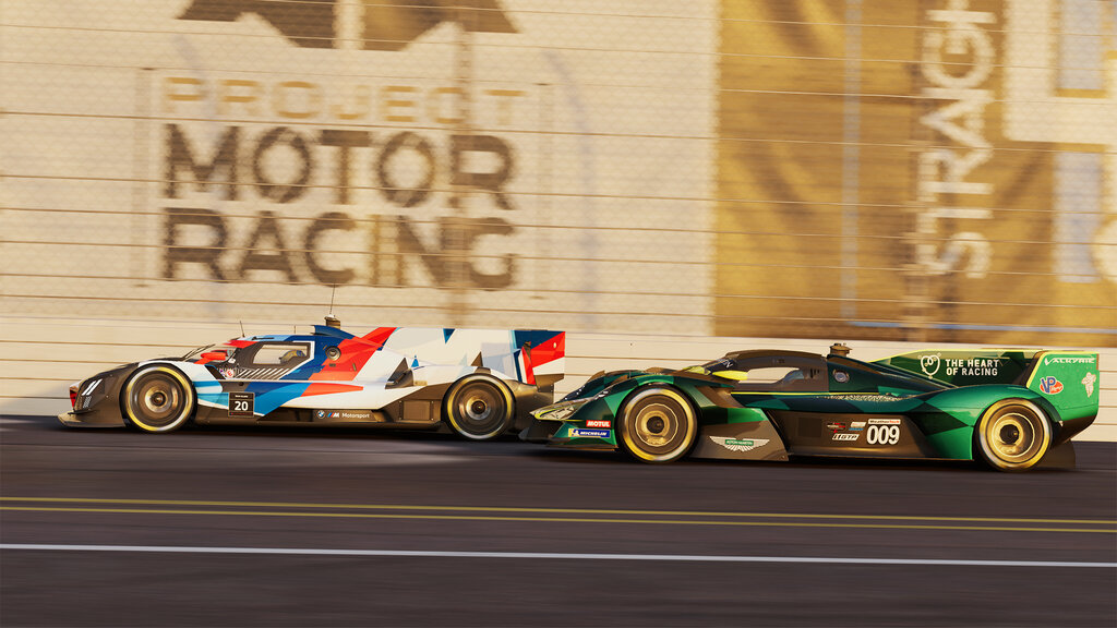 Screenshot von Project Motor Racing. Man sieht zwei Rennautos von der Seite im Rennen.