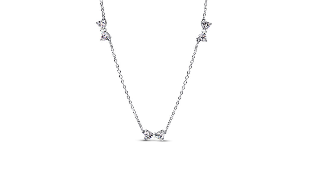 Produktbild einer silbernen Ketten mit 3 kleinen Maschen aus Zirkonia.