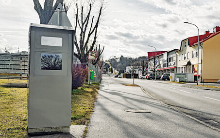 Ein Radargerät am Straßenrand
