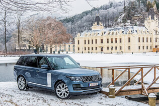 Range Rover_P400e_HEN_0960_CMS.jpg