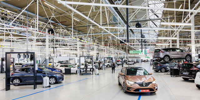 Renault_Refactory Reparaturhalle2_CMS.jpg Renault