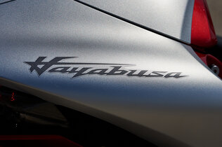 SUZUKI HAYABUSA 2021_er563_CMS.jpg
