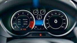 Digitale Instrumente in einem Auto