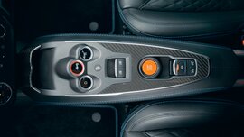 Mittelkonsole in einem Auto