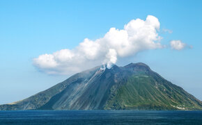 Stromboli_317859284_Shutterstock_CMS.jpg Shutterstock