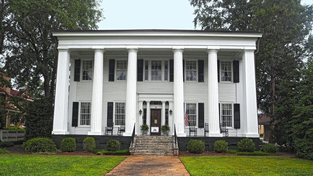 Suedstaaten_Heritage Hall_Peter Pisecker.jpg Peter Pisecker