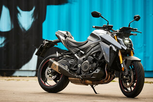 Suzuki GSX_S1000_er126_CMS.jpg