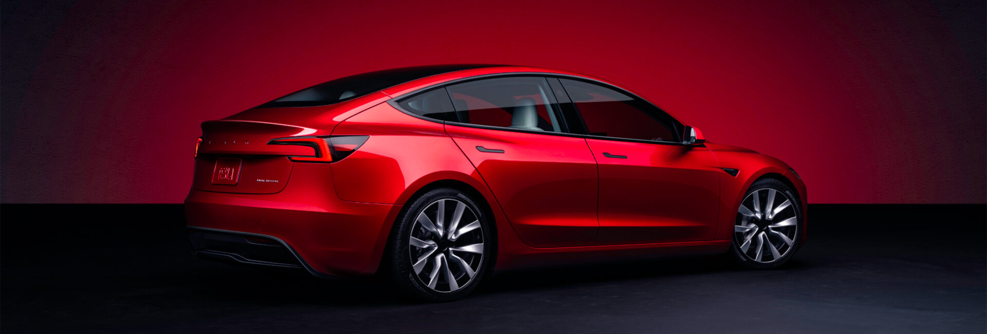 Telsa Model3_4_CMS.jpg