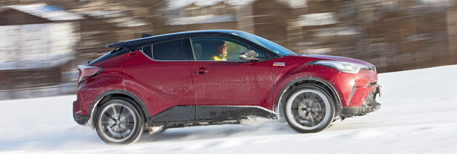 Toyota C-HR_Winter_Jan18_HE_230_CMS.jpg